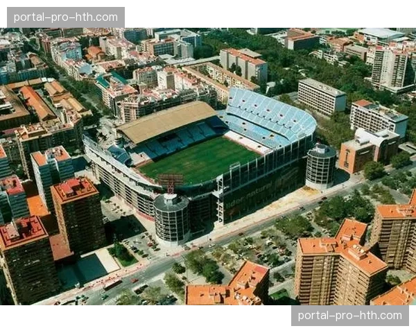 瓦伦西亚主场梅斯塔利亚球场翻新工程正式动工